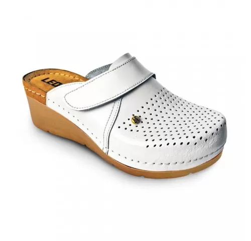 22-Saboti-medicali-Leon-1001--de-dama--din-piele--alb