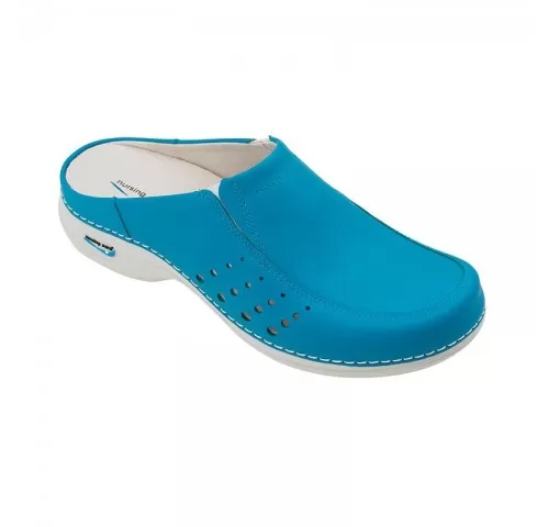 7-Saboti-medicali-din-piele-naturala--lavabili--Nursingcare-Wash-Go-Berlin--albastru-deschis