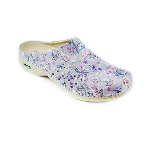 12-Saboti-medicali-din-piele-naturala--lavabili--Nursingcare-Wash-Go-Berlin--Primavera