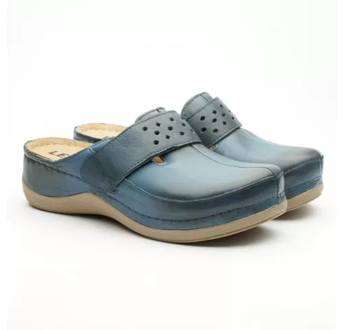 2-Saboti-medicali--de-dama--din-piele--bleumarin--Leon-902