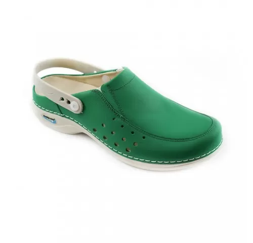 14-Saboti-medicali-din-piele-naturala--lavabili--cu-bareta-Nursingcare-Wash-Go-Berlin--verde