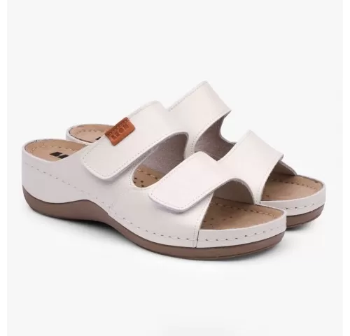 17-Saboti-dama--din-piele--de-vara--Leon-931--alb