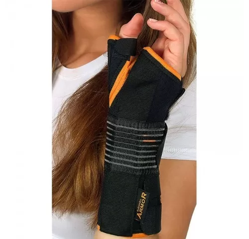 5-Orteza-cu-atela-pentru-articulatia-mainii---ARH2605