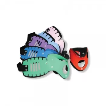 Guler cervical cu orificiu pentru traheotomie in caz de urgenta, diferite marimi - EM420-1