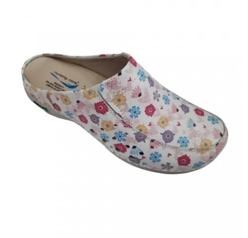 17-Saboti-medicali-din-piele-naturala--lavabili--Nursingcare-Wash-Go-Berlin--Flowers-Heart